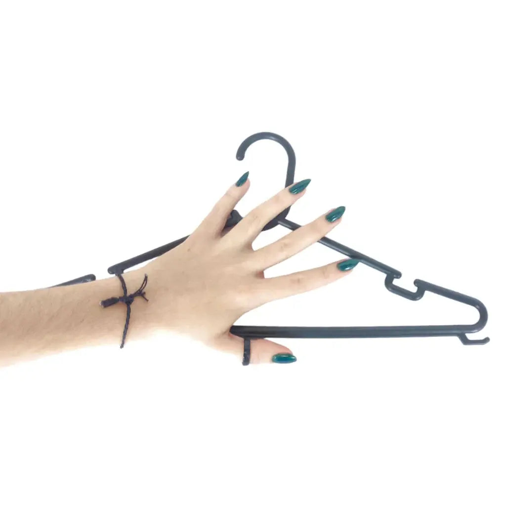 Kit 30 Cabides Pretos Adulto Reforçados para Roupas AgoraFacilita