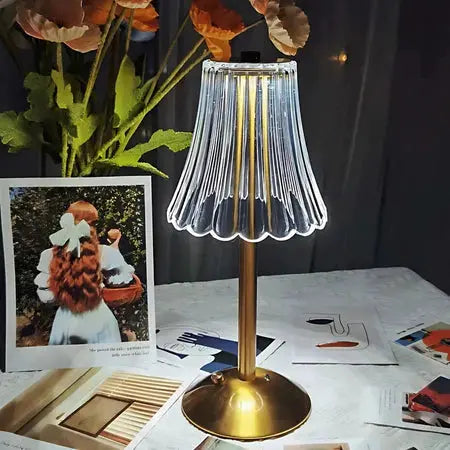 Luminária Abajur de Mesa Saia Seda Com Barra Led Sensor Toque De Luz Quarto Sem Fio 3 Cores 110/220v AgoraFacilita