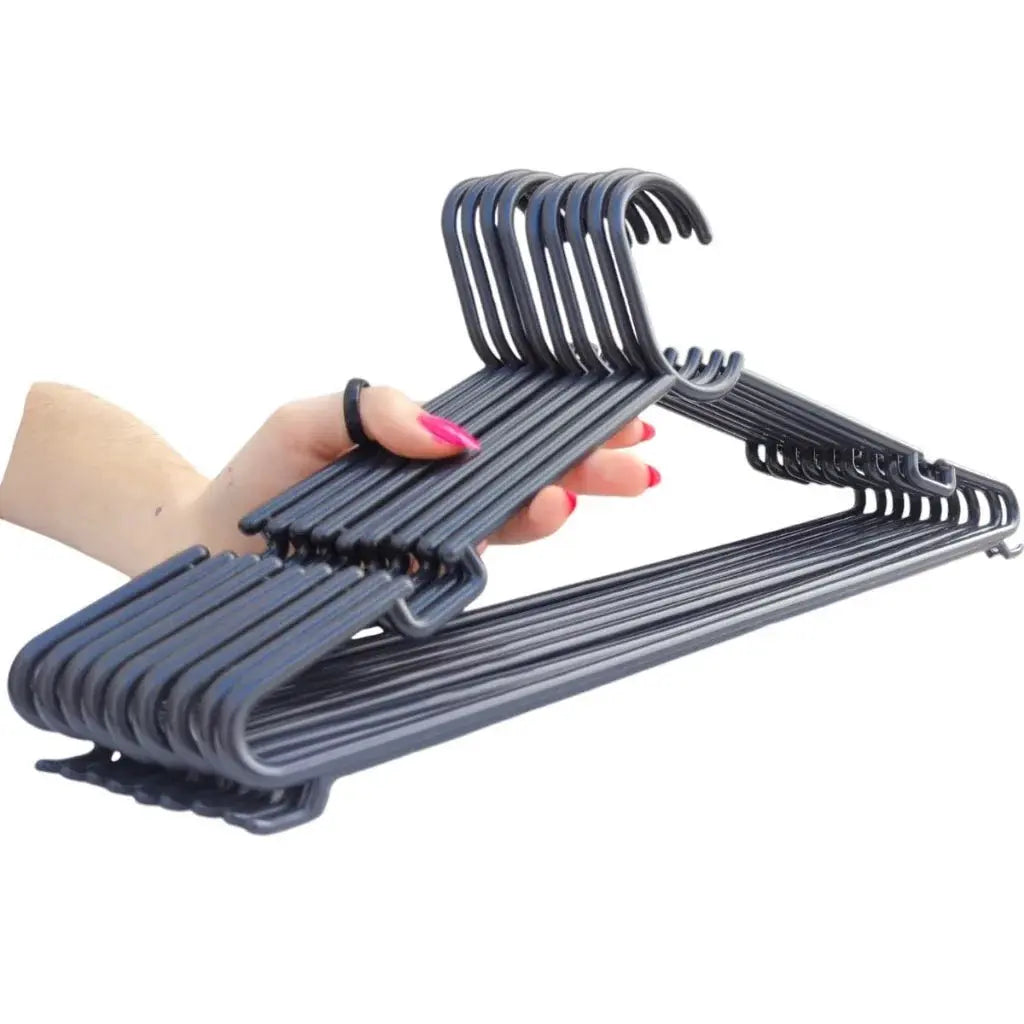 Kit 30 Cabides Pretos Adulto Reforçados para Roupas AgoraFacilita