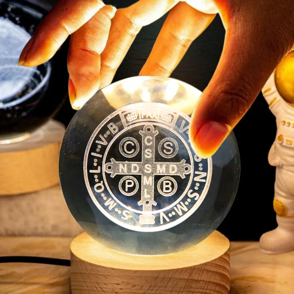 Luminária Bola de Cristal 3D Bíblia Decorezzo