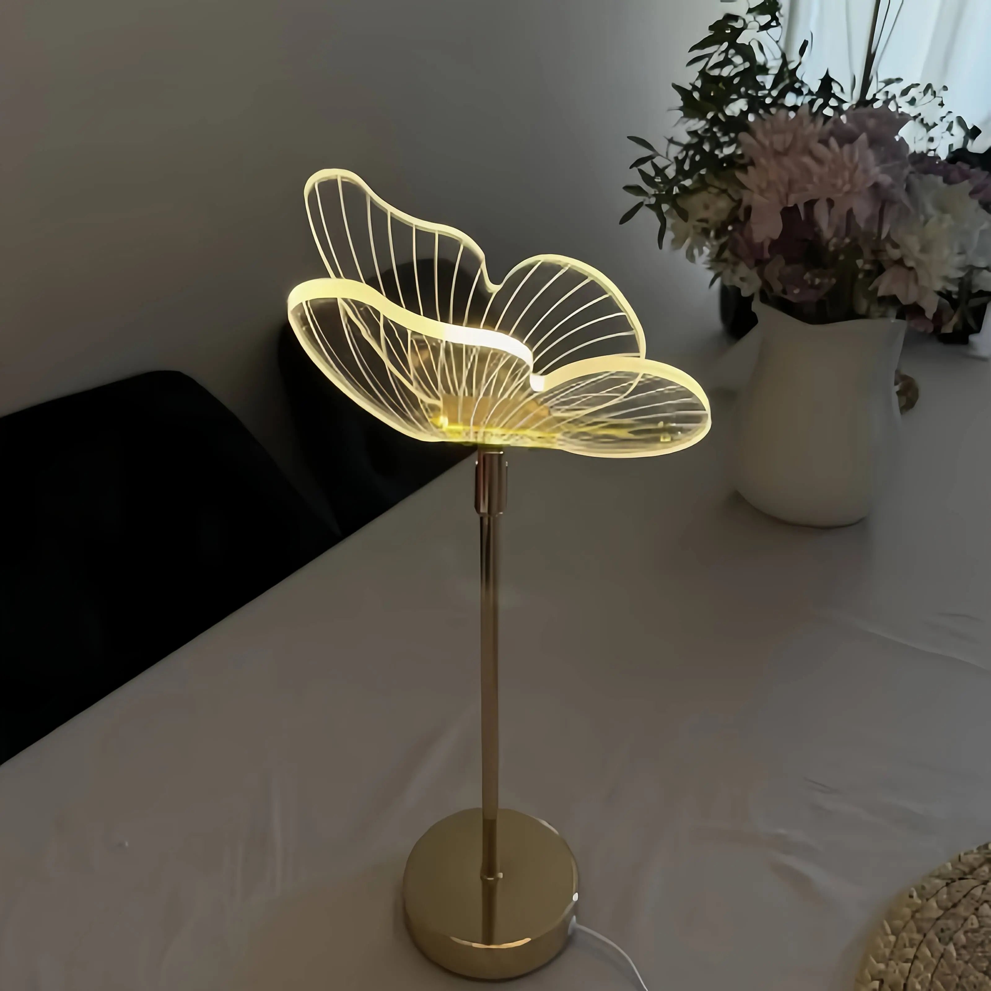 Luminária de Mesa Borboleta Encanto AgoraFacilita